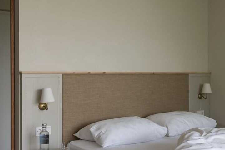 Room 25 of 113