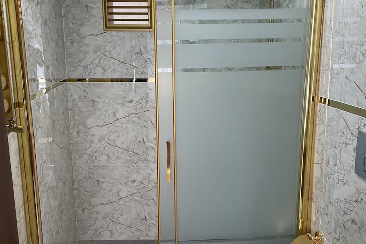 Room 21 of 24