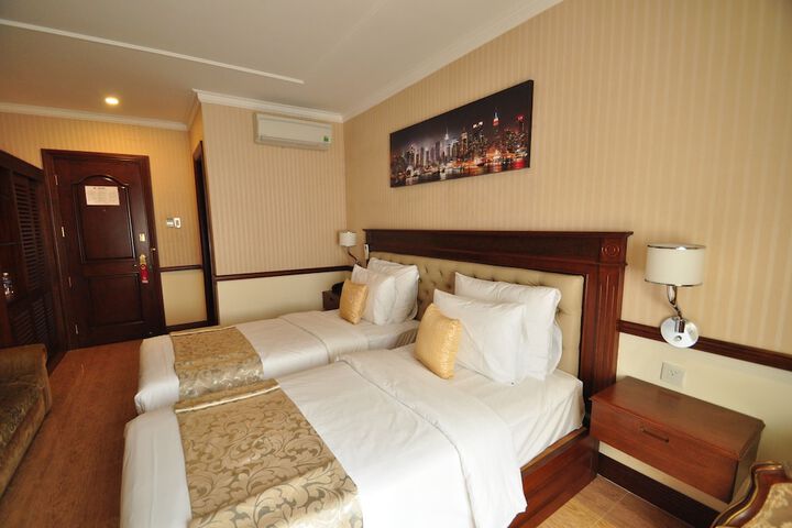 Room 27 of 50