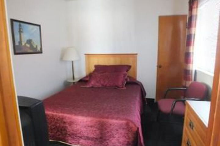 Room 10 of 22