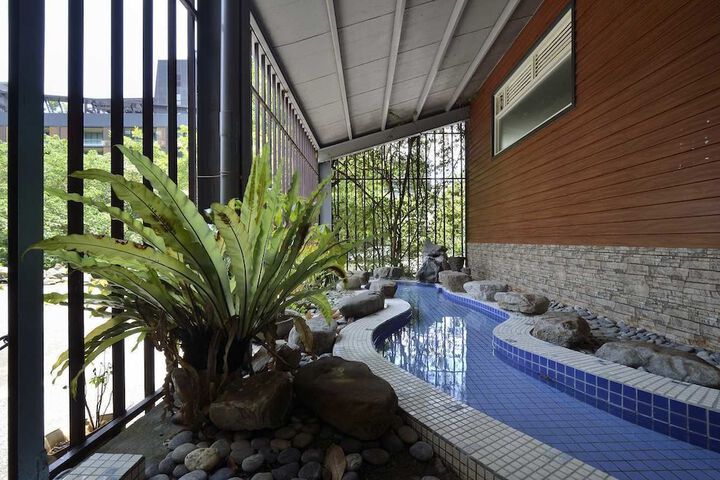 Hotel Exterior 45 of 45