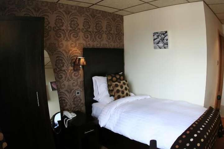 Room 13 of 59