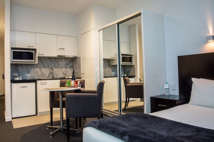 Private kitchenette
