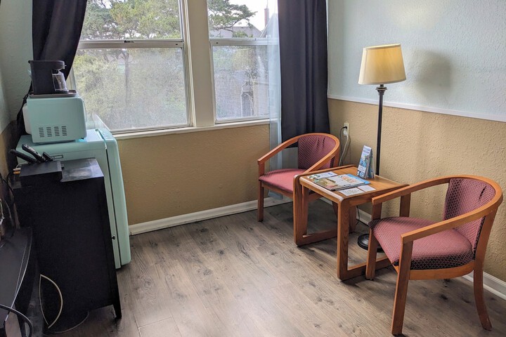 Room 35 of 81