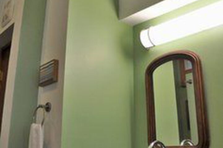 Room 2 of 20