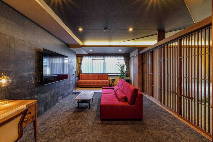 Room 21 of 124