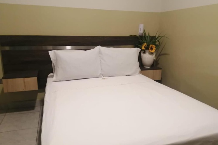 Room 14 of 39