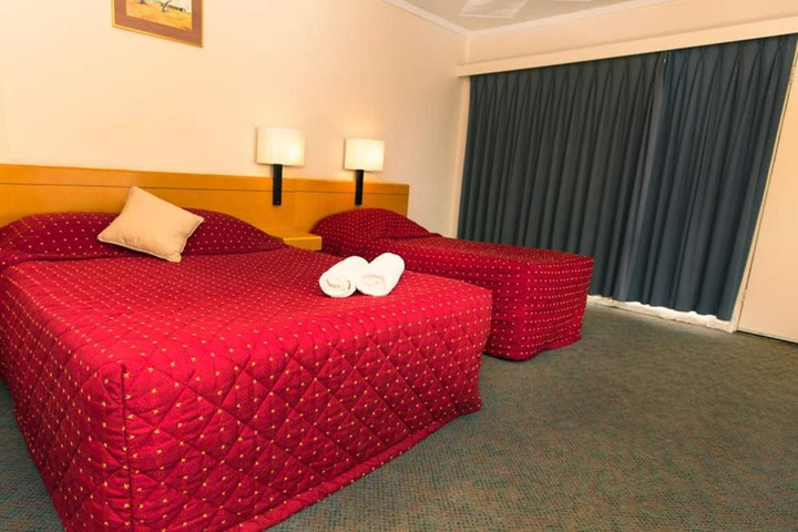 Room 4 of 31