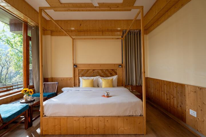 Room 2 of 49