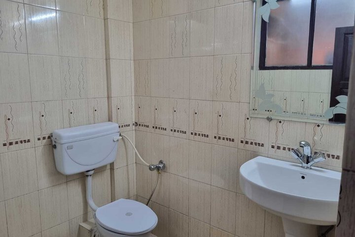 Room 16 of 17