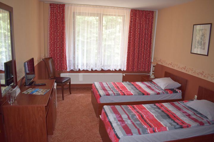 Room 5 of 47
