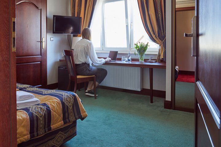Room 10 of 67