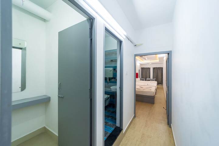 Room 8 of 39