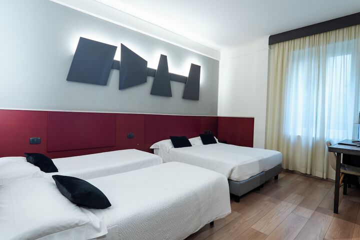 Room 18 of 78
