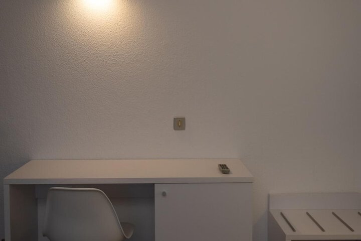Room 15 of 44