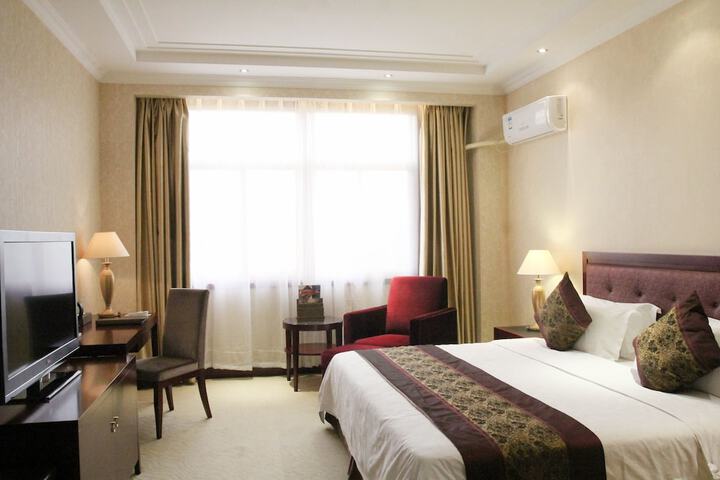 Room 6 of 31