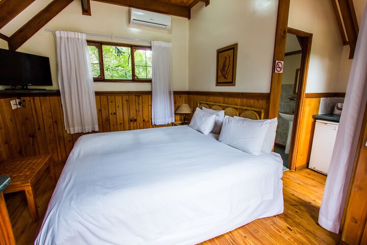 Room 4 of 64