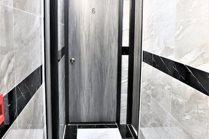 Ballroom/Hall 39 of 41