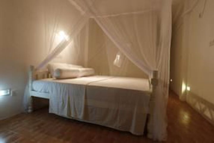 Room 18 of 20