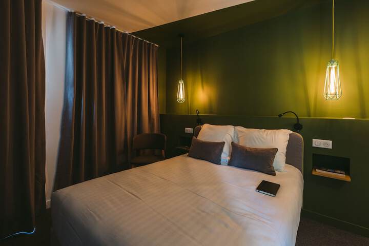 Room 11 of 75