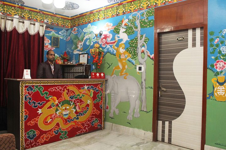 OYO 10295 HOTEL YATUNG
