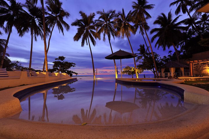 Pool 43 of 60