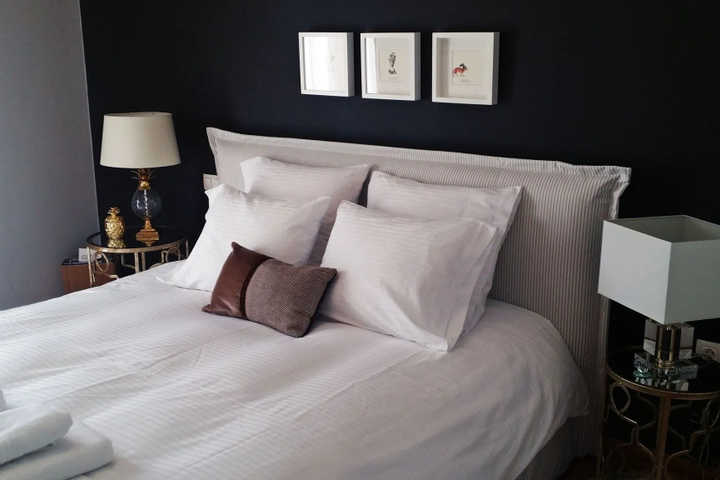 Room 2 of 13
