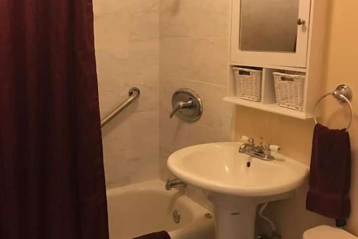 Room 15 of 18
