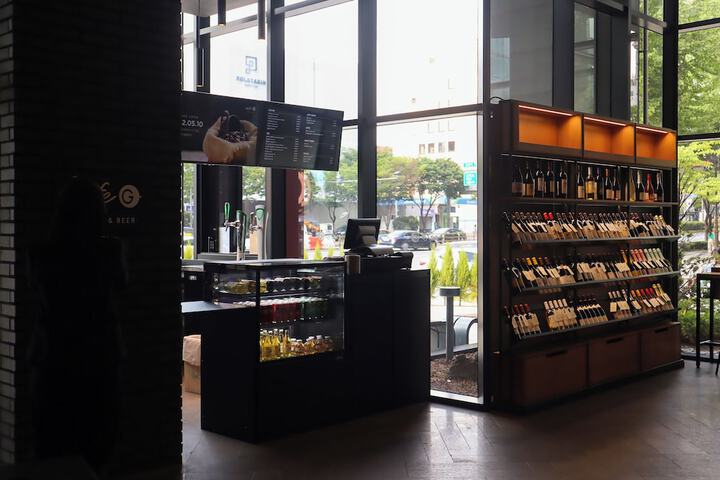 Cafe