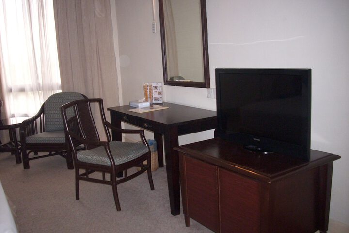 Room 6 of 31
