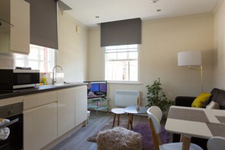 Room 12 of 13