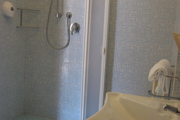 Room 34 of 43