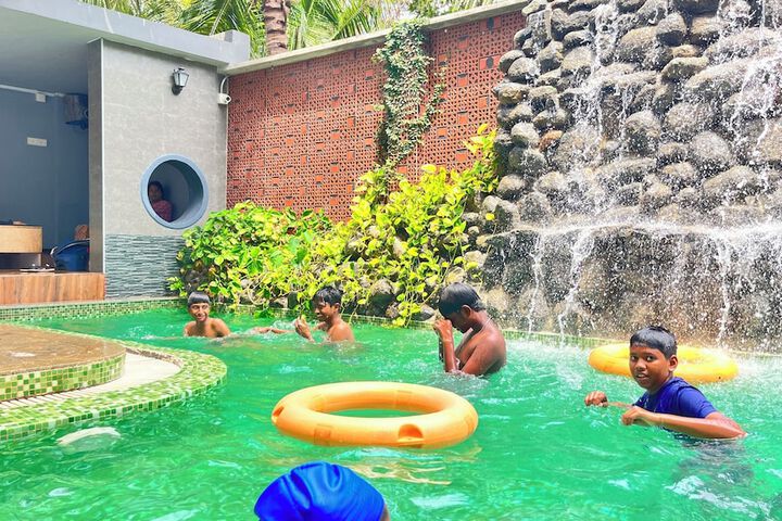 Pool 26 of 35