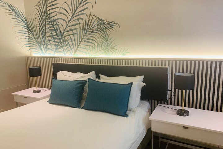 Room 4 of 41