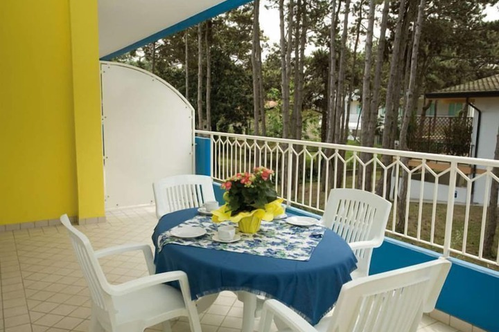 Terrace/Patio 8 of 17