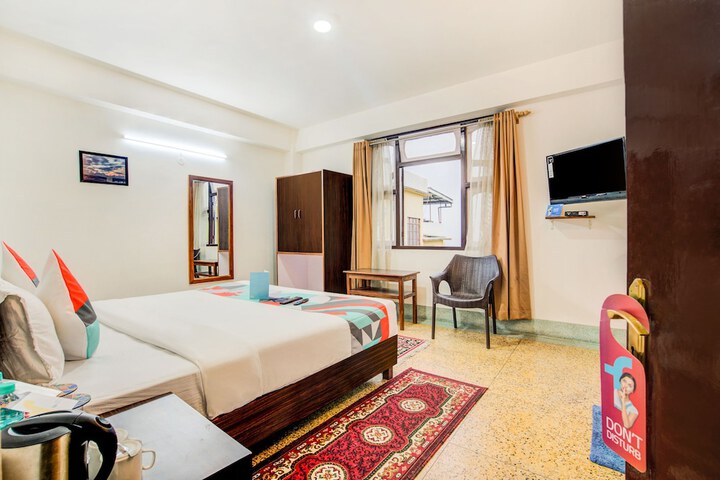Room 11 of 21
