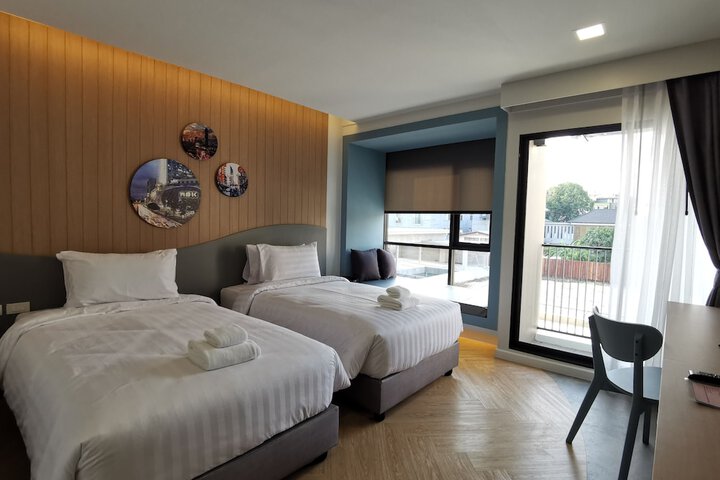 Room 7 of 35
