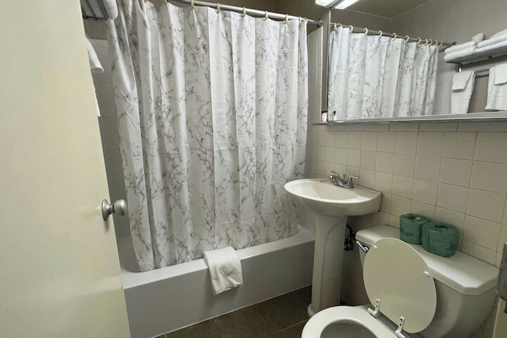 Room 34 of 91