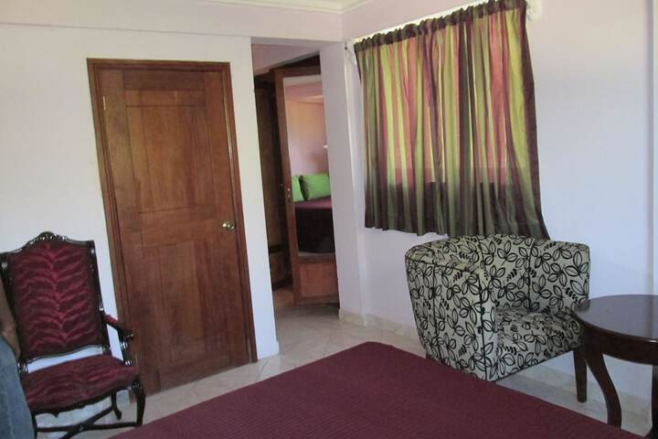 Room 4 of 36
