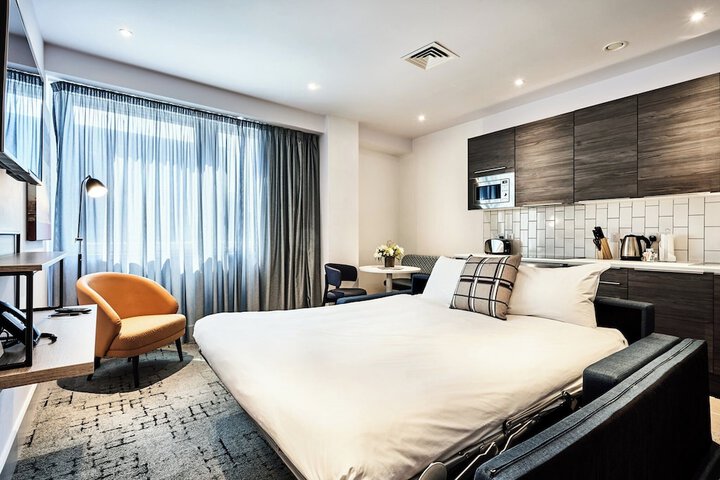 Room 13 of 45