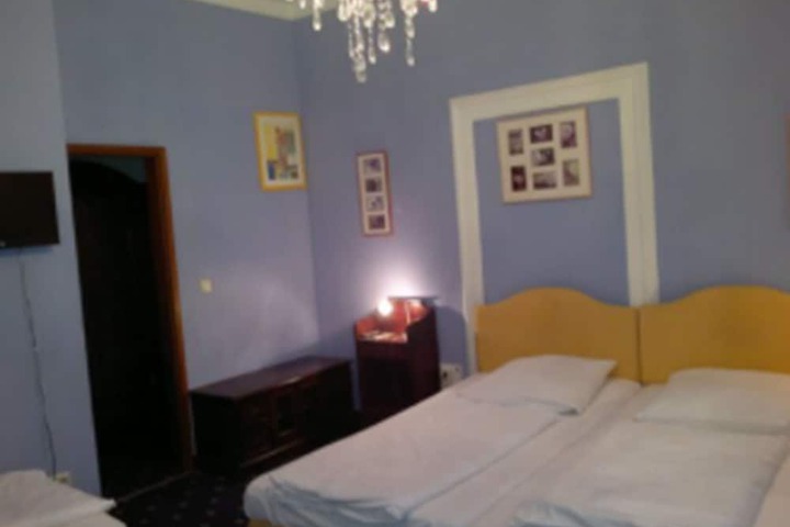 Room 22 of 41