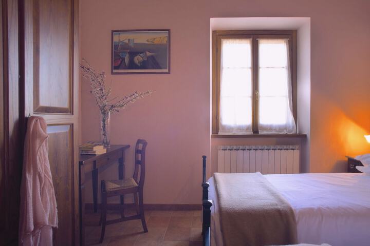 Room 8 of 42