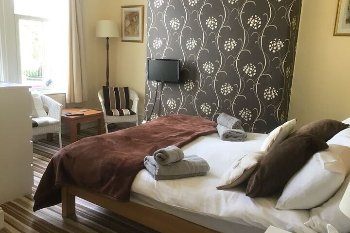 Room 10 of 41