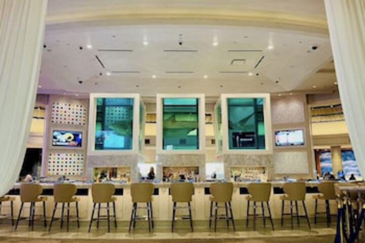 Dining 208 of 252