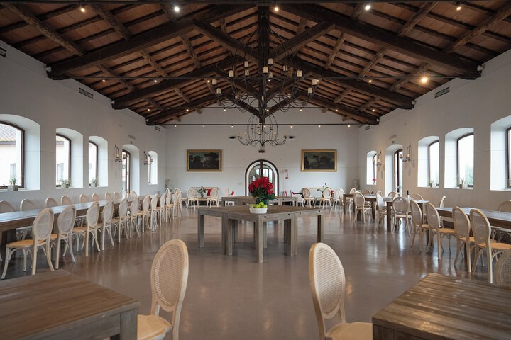 Dining 98 of 123