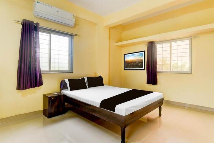 Room 3 of 9