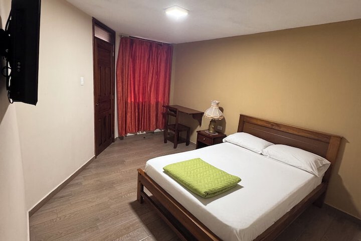 Room 9 of 46