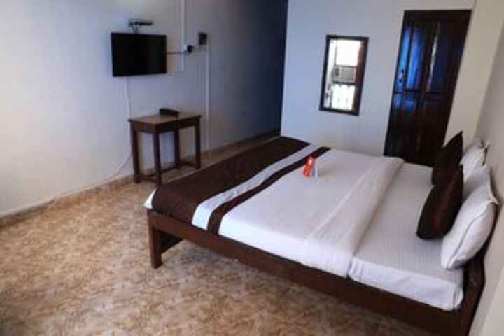 Room 11 of 22