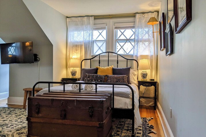 Room 171 of 258
