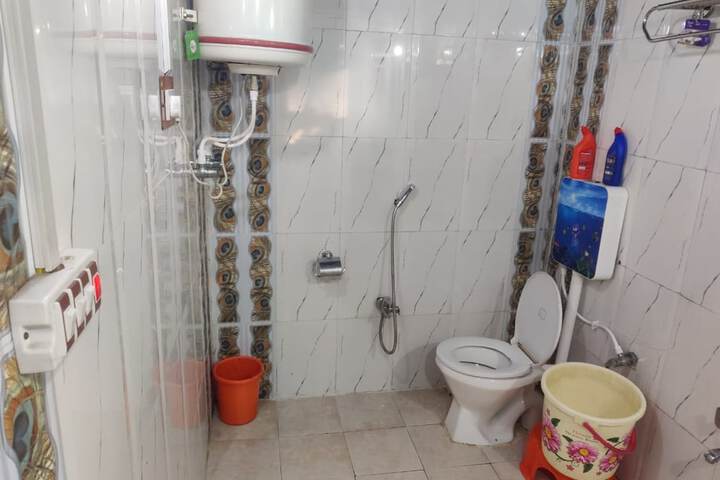 Room 5 of 5